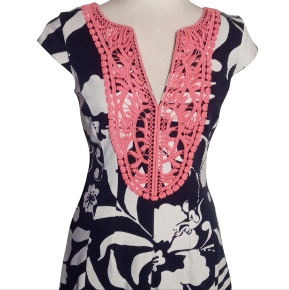 Lilly Pulitzer Briella Fit N Flare Hibiscus Floral Navy Foral Jersey Mini Dress - Picture 4 of 9
